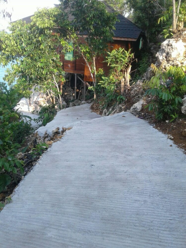 Hotel Noah Maratua Resort