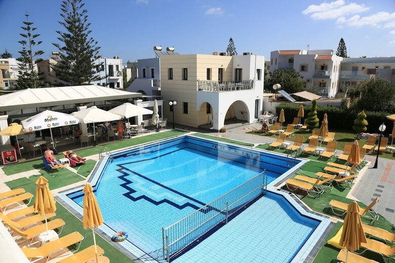 Aparthotel Artemis Apartments