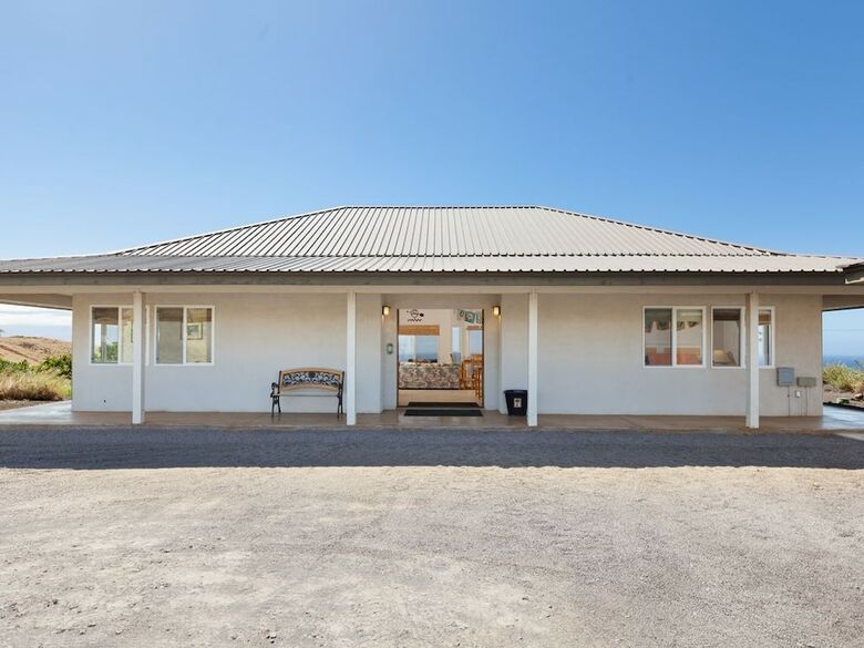 Hale Kohola By Redawning