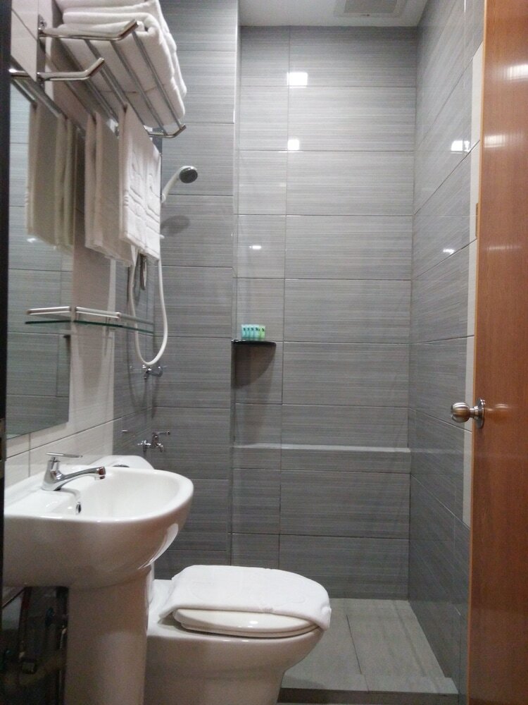 Hotel Check Inn Kk