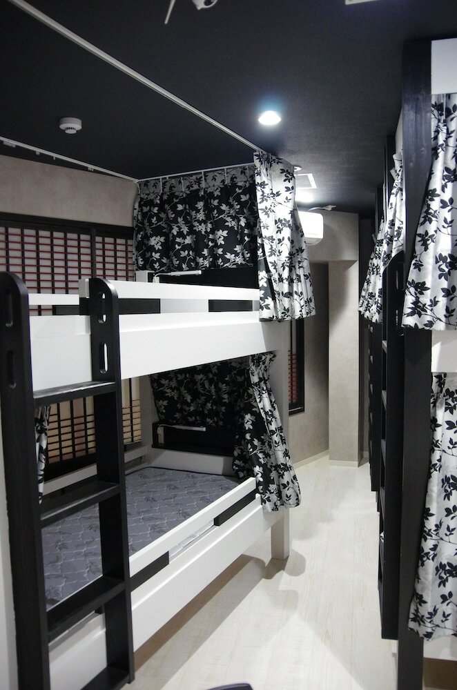 Hostal Sora Hostel