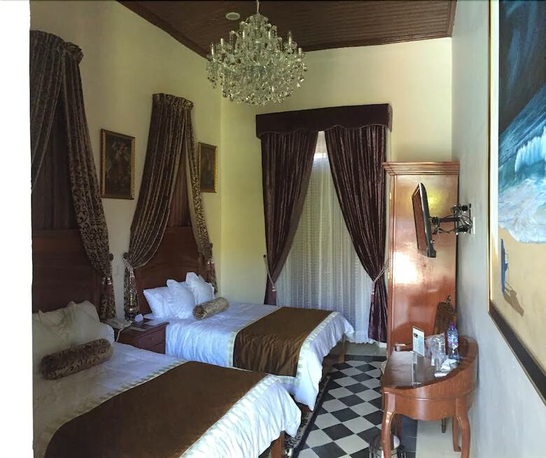 Hotel La Casa Del Marques De Comillas