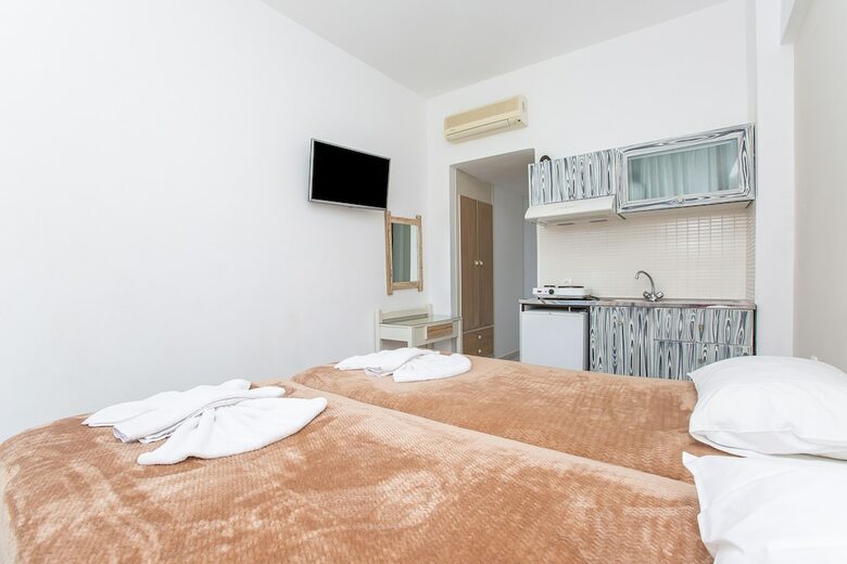 Hermes Hotel