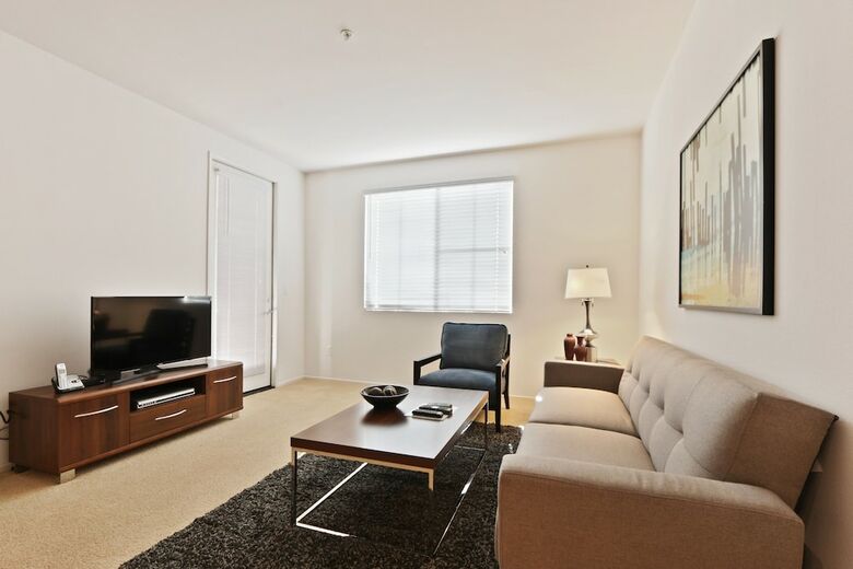 Apartamentos Global Luxury Suites At The Village