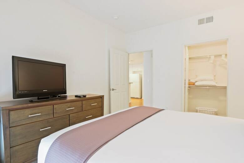 Apartamentos Global Luxury Suites At The Village