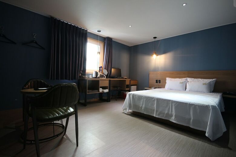 Hotel Youain