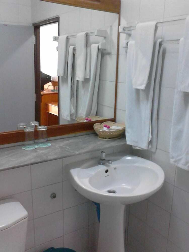 Sakol Grand Palace Hotel