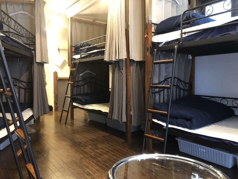 Hostal Hostel Casa Ambrosia