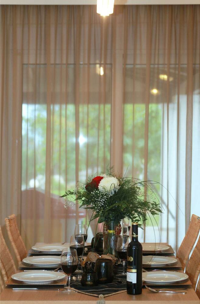 Antonoglou Beach Villas, Gennadi