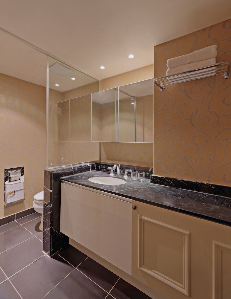 Kolon Seacloud Hotel