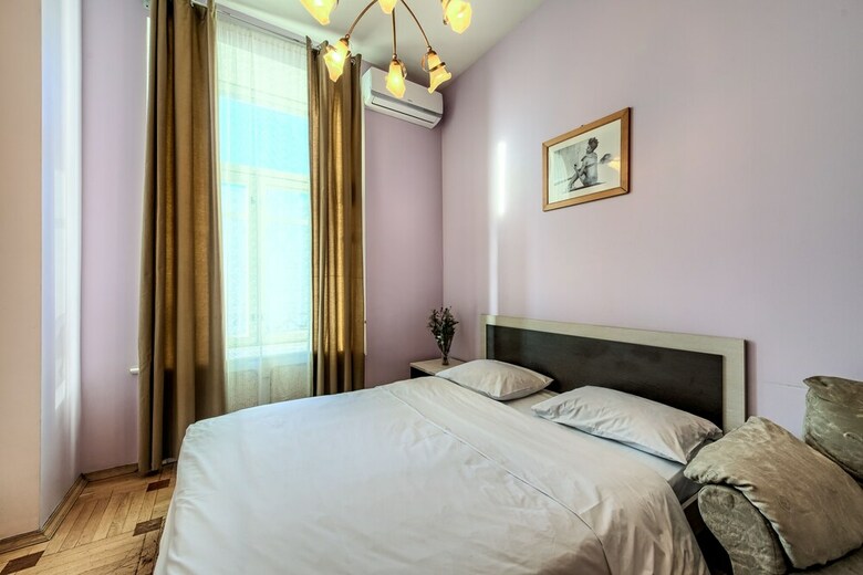 Hotel Oksanas Nevskiy 64