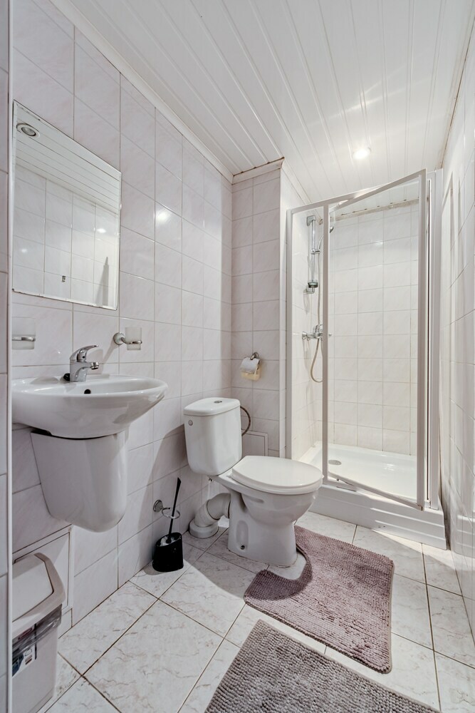 Hotel Oksanas Nevskiy 64