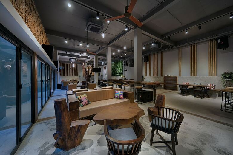 Hotel 9 Station Hostel Phu Quoc