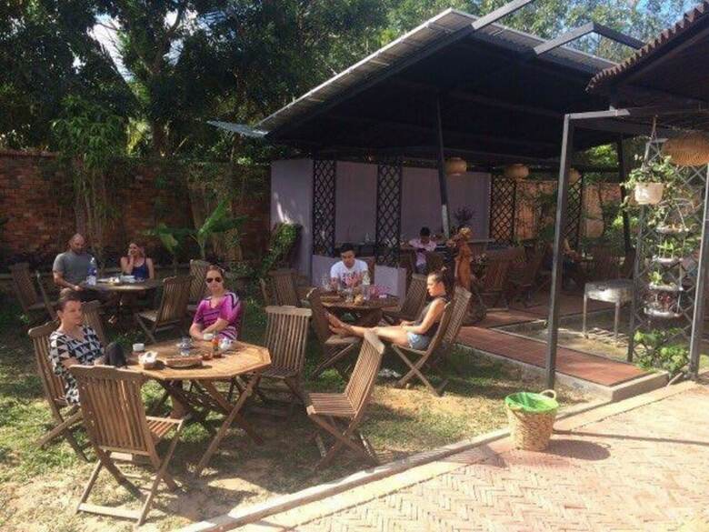 Coco Valley Hotel & Restaurant