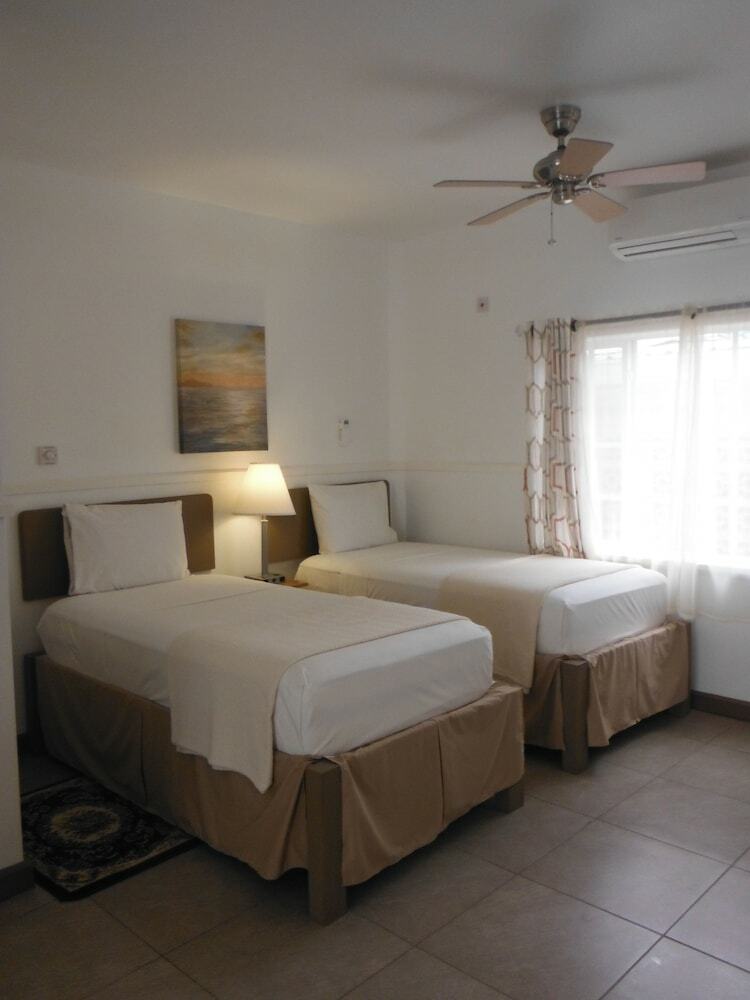 Mermaid Beach Hotel