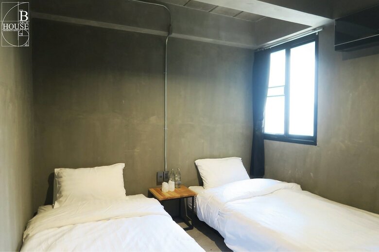 Hotel B Arch House