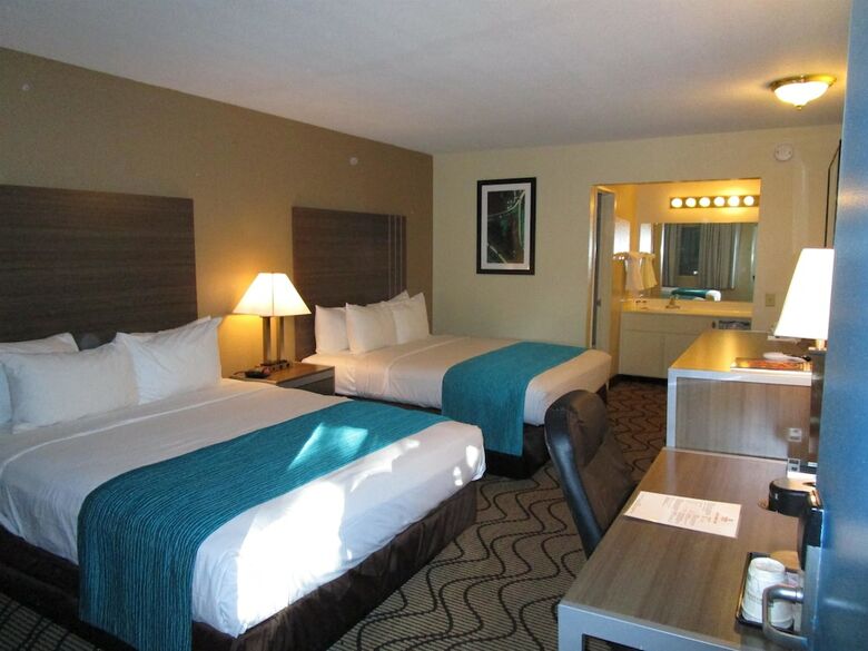 Surestay Plus Hotel By Best Western Sacramento North