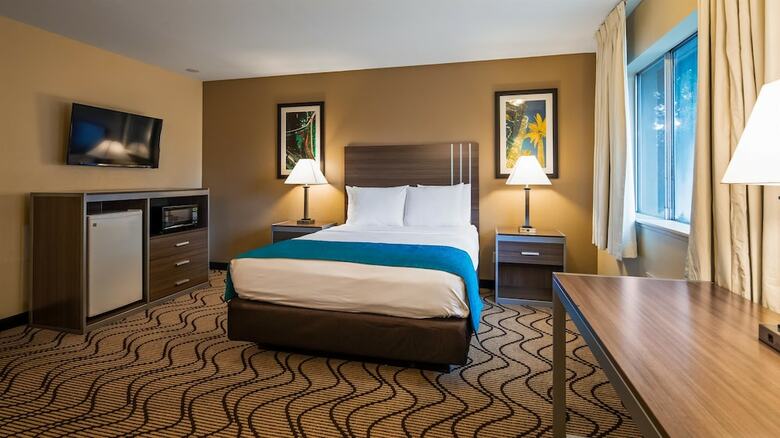 Surestay Plus Hotel By Best Western Sacramento North