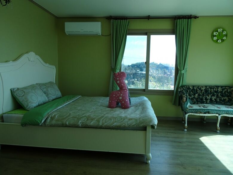 Lionhill Pension