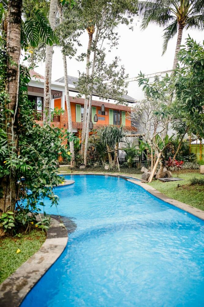 Hotel Green Bird Villa