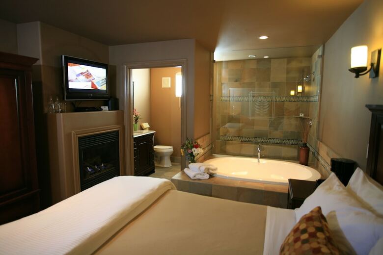 Hotel Secrets Inn Lake Tahoe