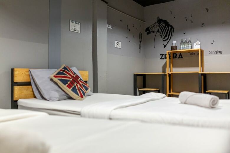 Hotel La Belle Nuit House
