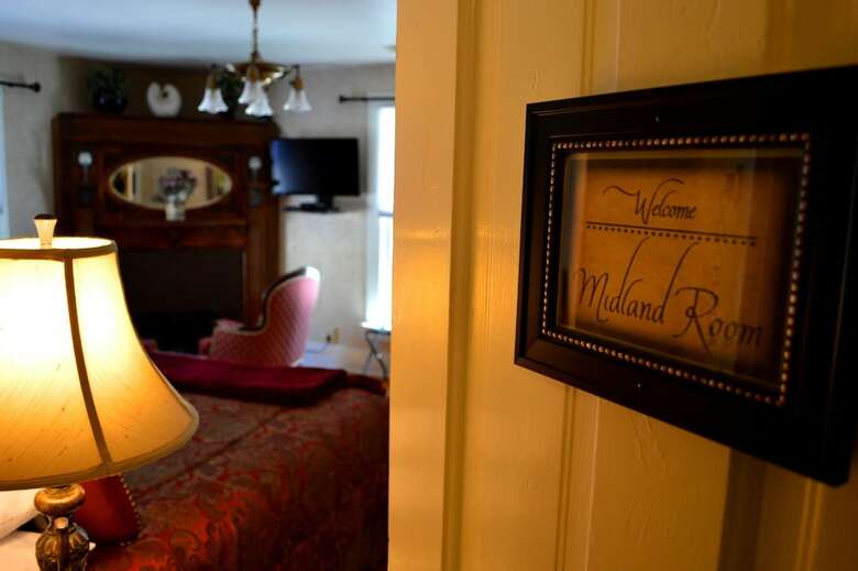 Avenue Hotel Bed & Breakfast