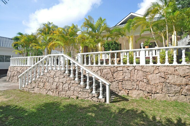 Hotel Acquario Villa