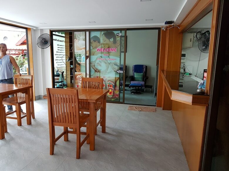 Hotel Welcome Inn Karon