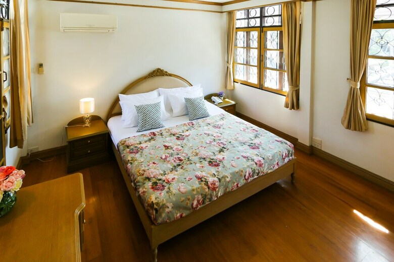 Villa De Nimman