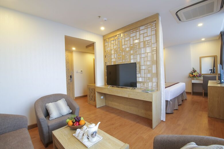 Royal Huy Hotel