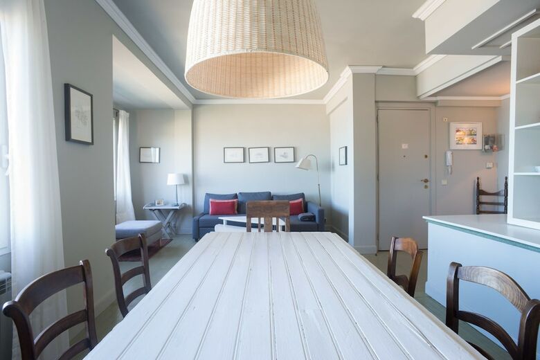 La Plage Zurriola-iberorent Apartments