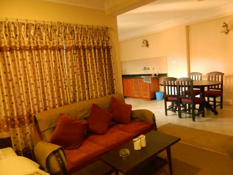 Hotel Om Tara Guest House