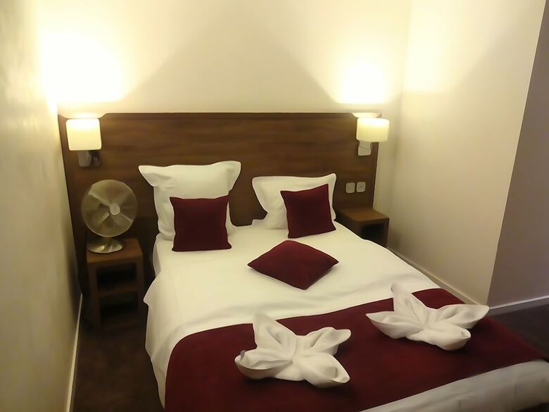 Hotel La Perle Montparnasse