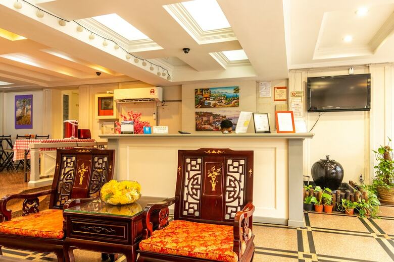 Ming Hotel