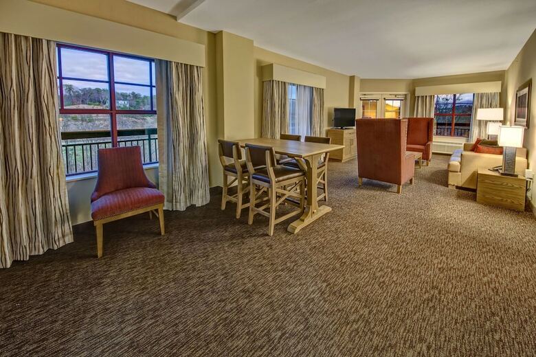 Hotel Black Fox Lodge Pigeon Forge, Tapestry Collection By Hilton