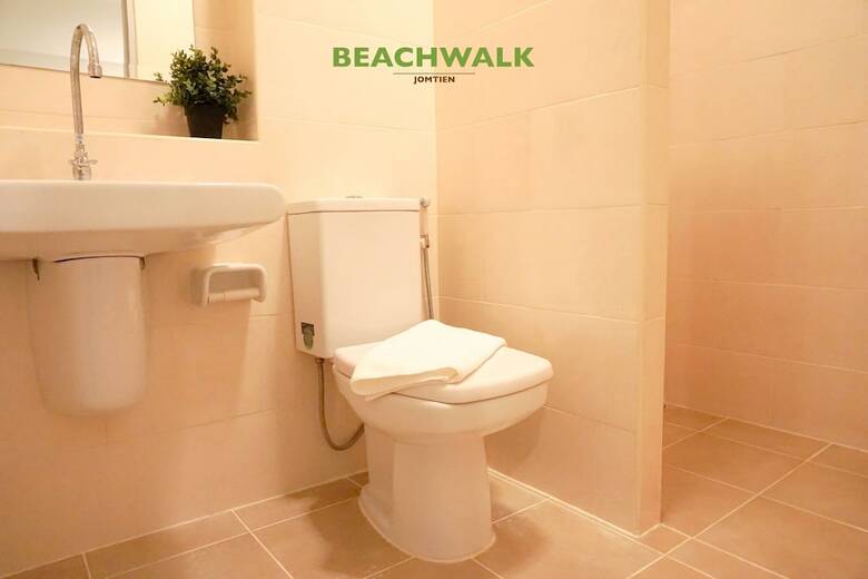 Hotel Beachwalk Jomtien