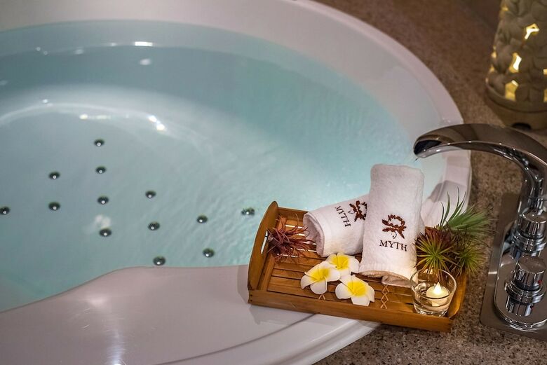 Hotel Myth-l-