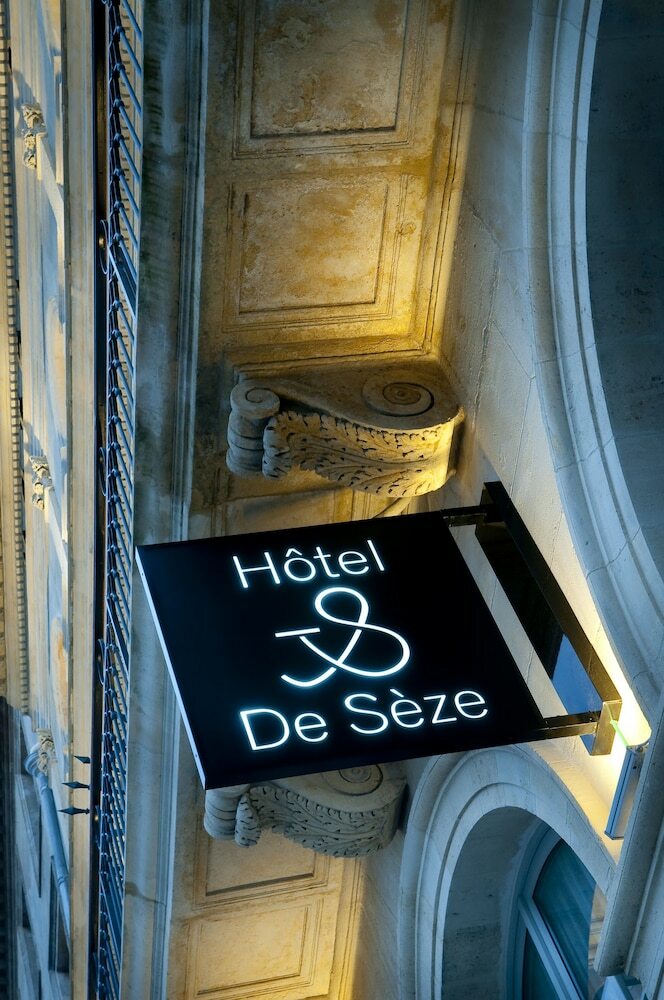 Hotel H�tel De S�ze