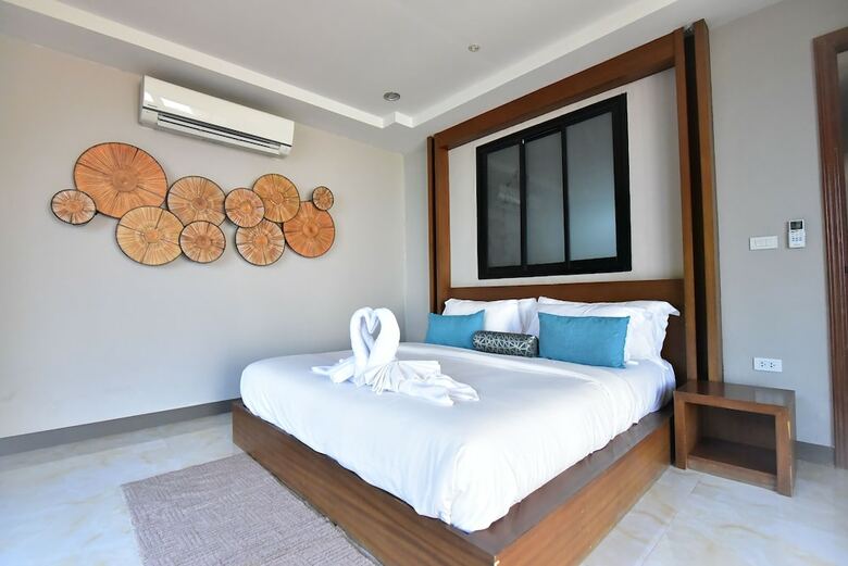 Hotel Asara Private Beach Resort