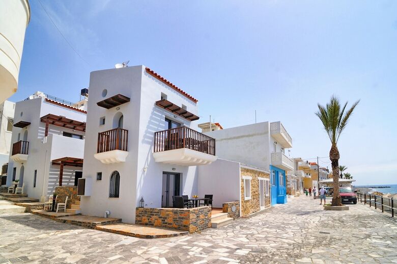 Apartamentos Myrtos Mare Suites