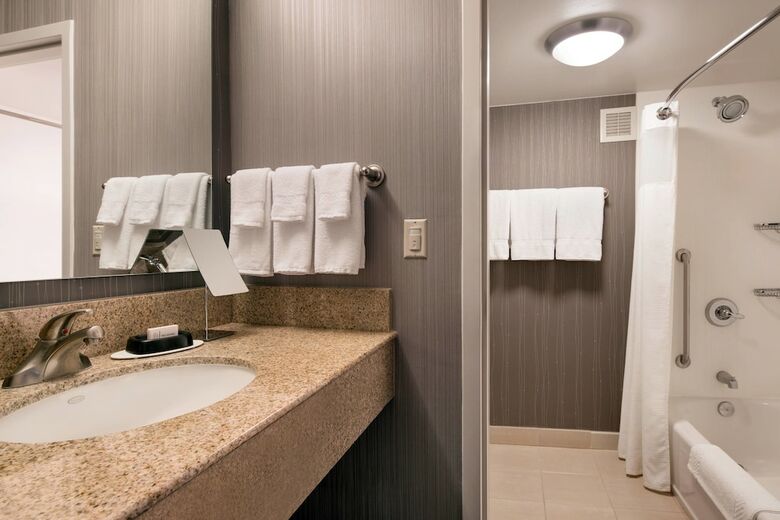 Hotel Courtyard By Marriott Huntington Beach Fountain Valley