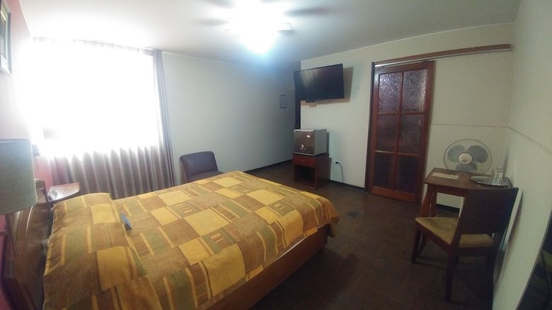 Hotel Asturias Inn