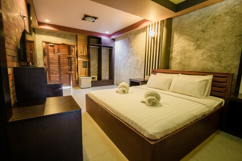 Hotel Riverpool Resort