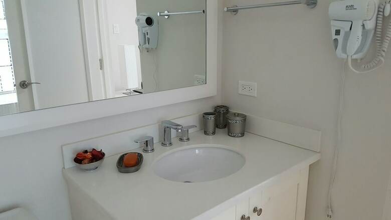 Fern Court Apartment With Oceanic View III