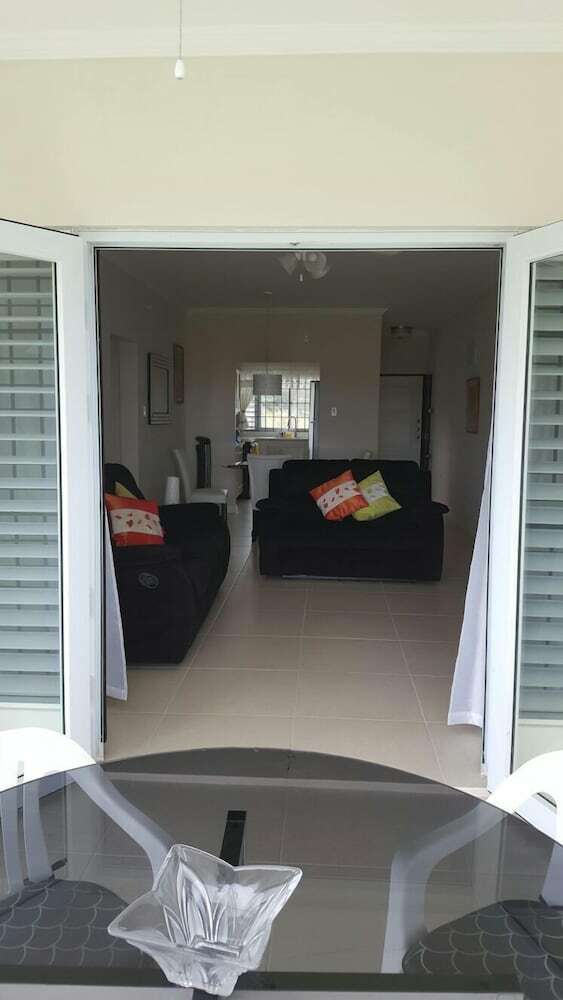 Fern Court Apartment With Oceanic View III