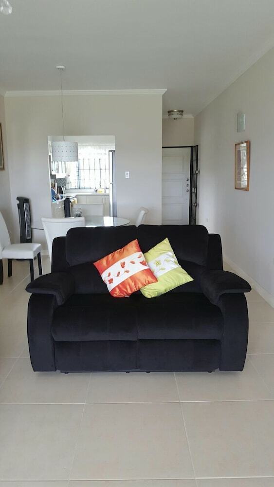 Fern Court Apartment With Oceanic View III