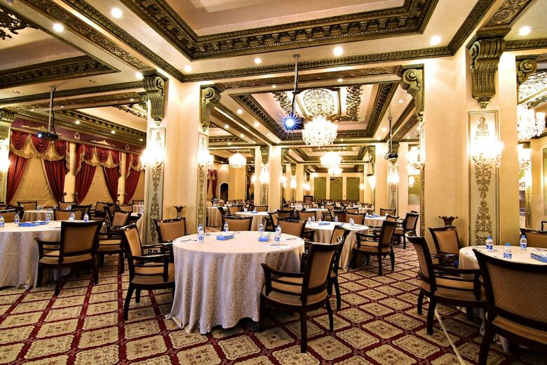 Karan Hotel