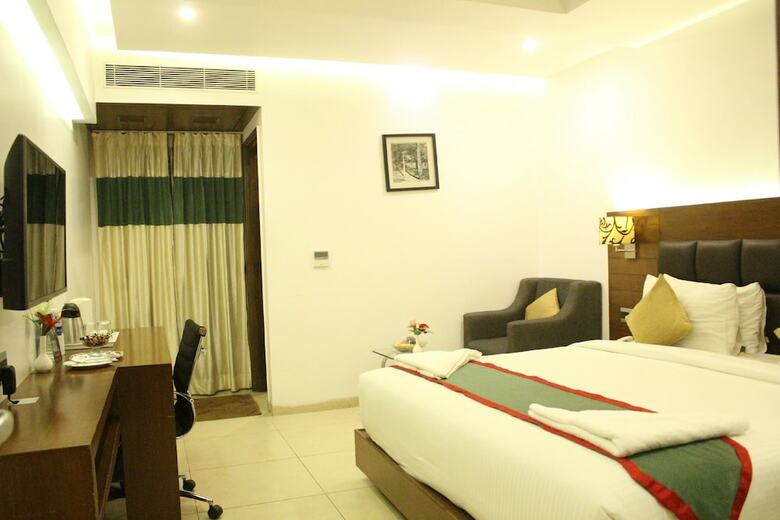 Nk Grand Park Hotel