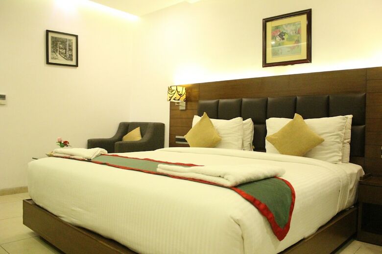 Nk Grand Park Hotel